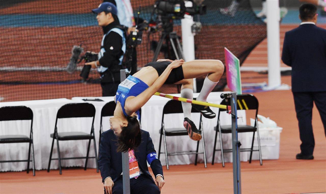 清华学霸<strong></p>
<p>艾达币交易官网</strong>，一跃登顶！湖北选手邵雨琪摘得全运会女子跳高金牌