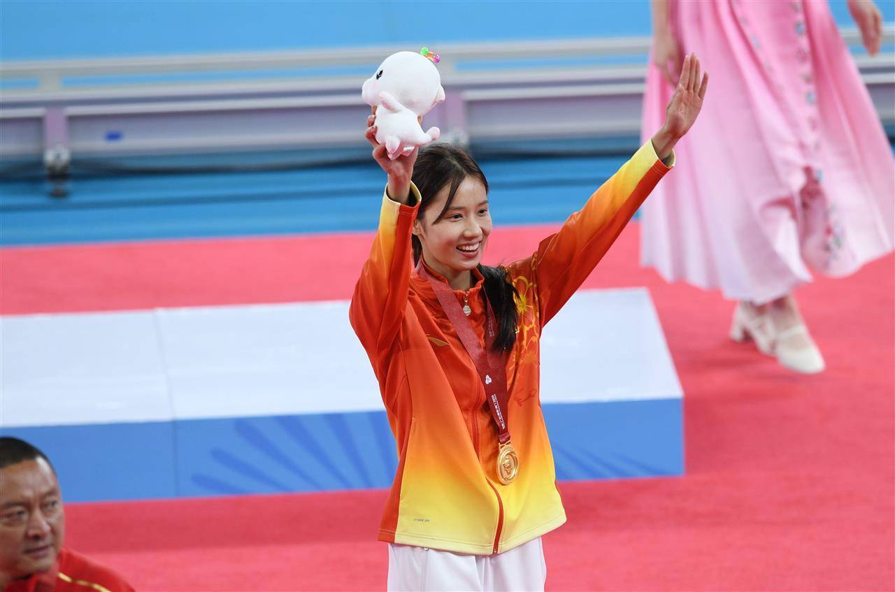 清华学霸<strong></p>
<p>艾达币交易官网</strong>，一跃登顶！湖北选手邵雨琪摘得全运会女子跳高金牌