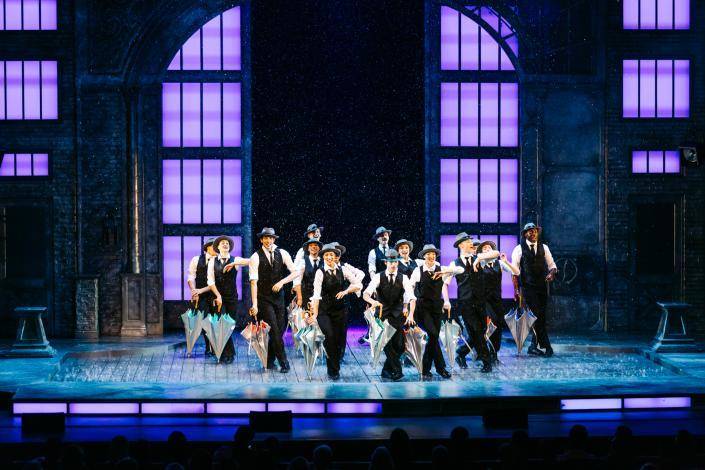 每场演出要用6吨温水<strong></p>
<p>BCH交易官网</strong>，原版音乐剧《雨中曲》将在成都上演